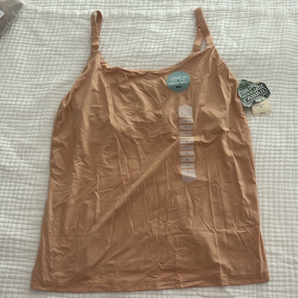 Duluth Armachillo cooling shelf bra cami